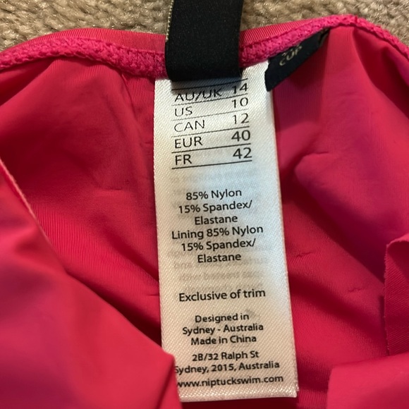 Nip Tuck pink swimsuit size 10 - Picture 2 of 2